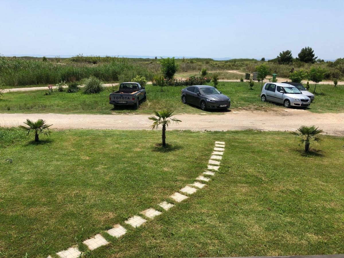Holliday Stone Villa Psakoudia Exterior foto